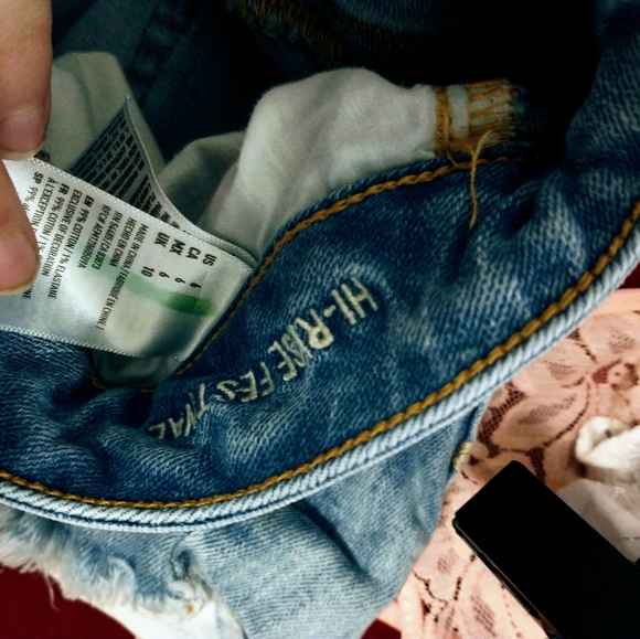 Hi rise festival american eagle distressed shorts - Picture 4 of 4